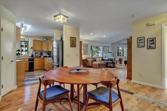 10901 Footwall Dr, Grass Valley, CA 95945