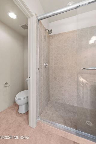 97 S Crown Plaza, Vail, AZ 85641