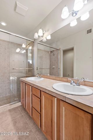 97 S Crown Plaza, Vail, AZ 85641