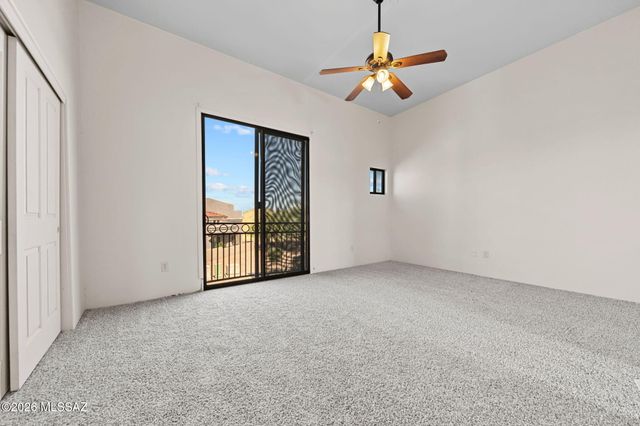 97 S Crown Plaza, Vail, AZ 85641