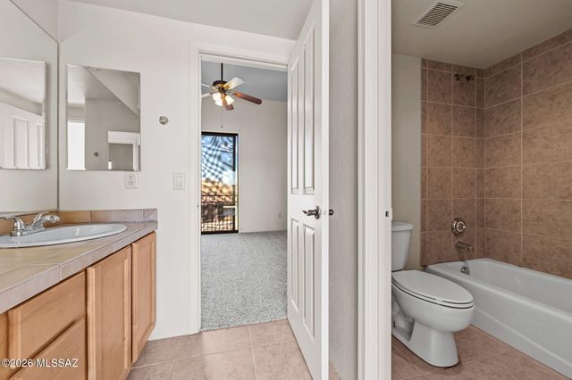 97 S Crown Plaza, Vail, AZ 85641
