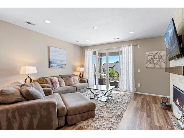 9184 Rio Lado Street, Littleton, CO 80125