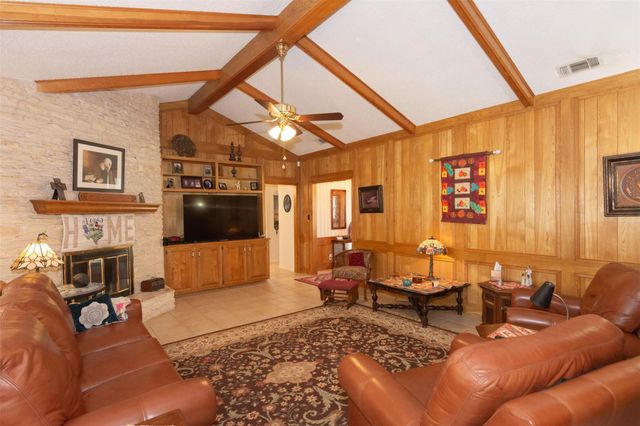 219 Turtle BND, Georgetown, TX 78628