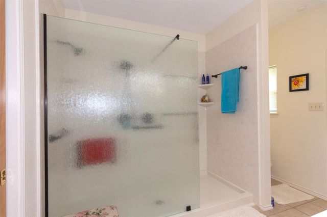 219 Turtle BND, Georgetown, TX 78628