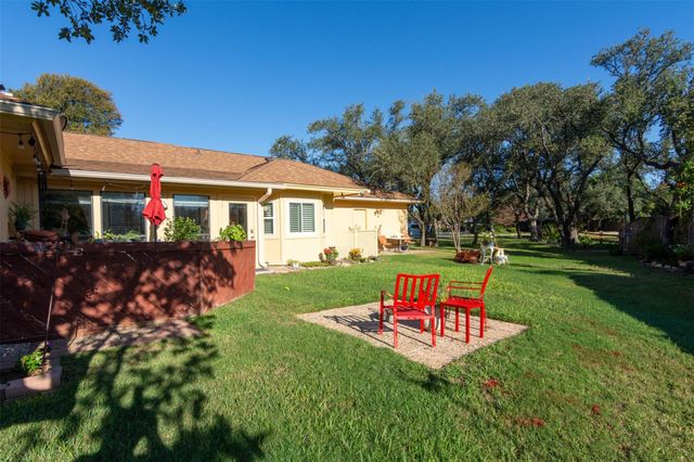 219 Turtle BND, Georgetown, TX 78628