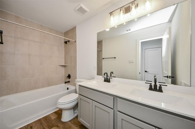 8046 Kay Harbor Drive, Cypress, TX 77433