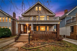 1306 Hathaway Avenue, Lakewood, OH 44107