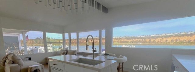 24 Saratoga, Newport Beach, CA 92660