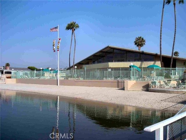 24 Saratoga, Newport Beach, CA 92660