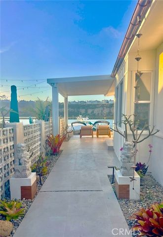 24 Saratoga, Newport Beach, CA 92660