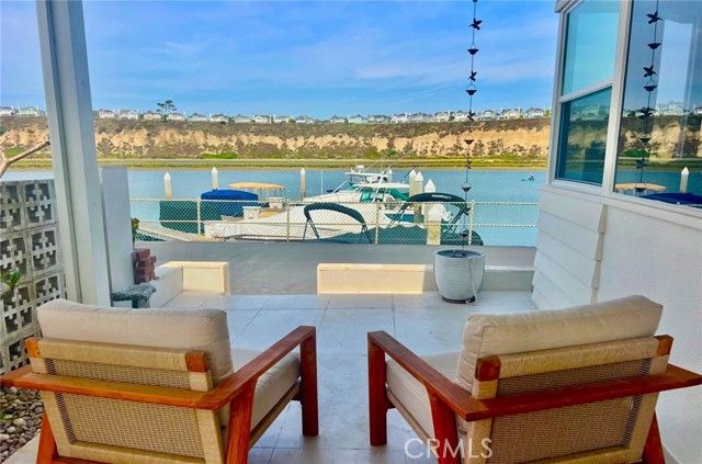 24 Saratoga, Newport Beach, CA 92660