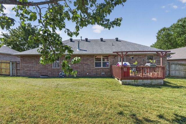 3527 W Vincent Drive, Springfield, MO 65810