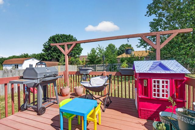 3527 W Vincent Drive, Springfield, MO 65810