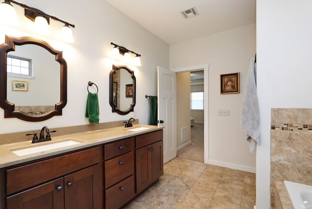 4172 McMillin Lane, Manhattan, KS 66502