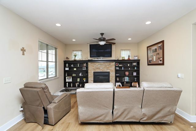 4172 McMillin Lane, Manhattan, KS 66502