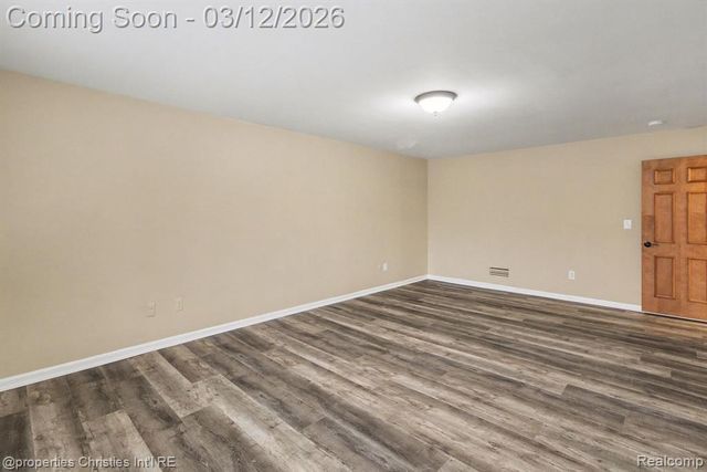 42160 Woodward Avenue 86, Bloomfield Hills, MI 48304