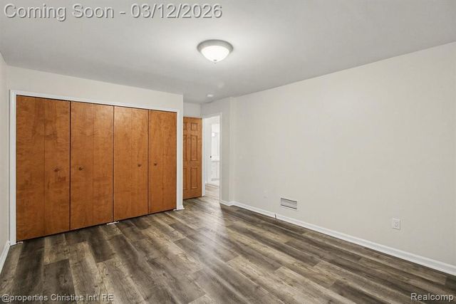 42160 Woodward Avenue 86, Bloomfield Hills, MI 48304