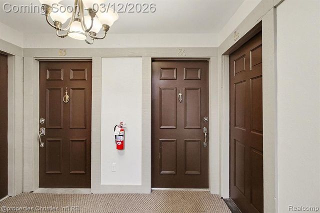 42160 Woodward Avenue 86, Bloomfield Hills, MI 48304