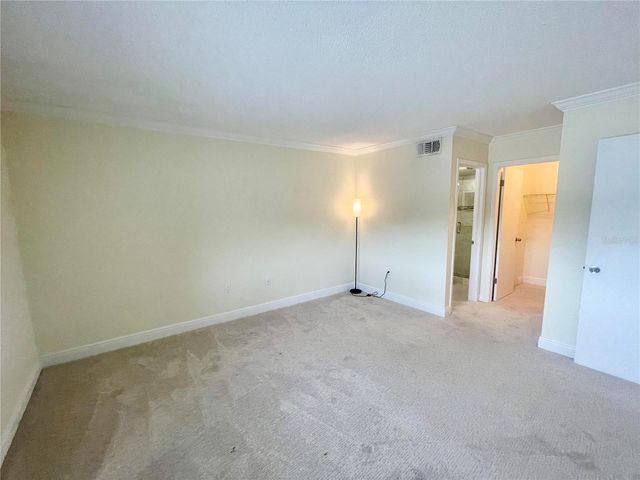 1361 SNELL ISLE BOULEVARD NE 6, St Petersburg, FL 33704