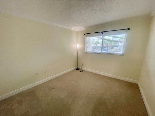 1361 SNELL ISLE BOULEVARD NE 6, St Petersburg, FL 33704