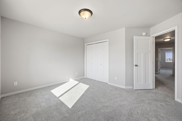 6797 28th Street S, Fargo, ND 58104