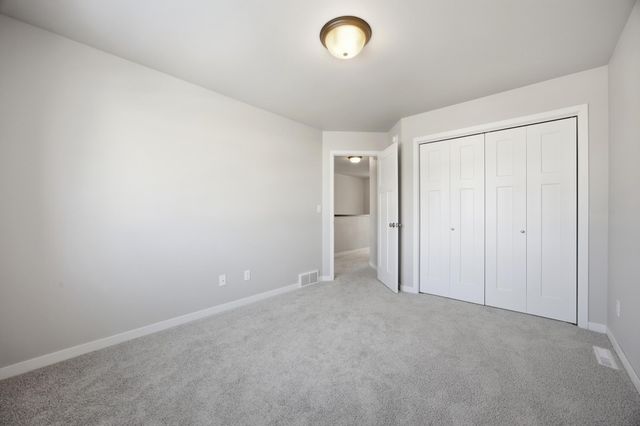 6797 28th Street S, Fargo, ND 58104