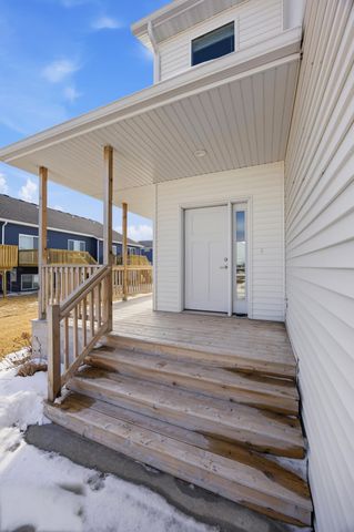 6797 28th Street S, Fargo, ND 58104