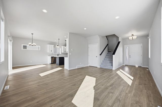 6797 28th Street S, Fargo, ND 58104