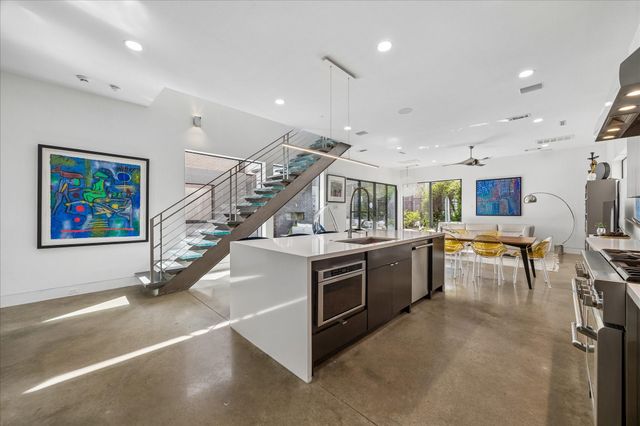 2014 Park Street, Houston, TX 77019