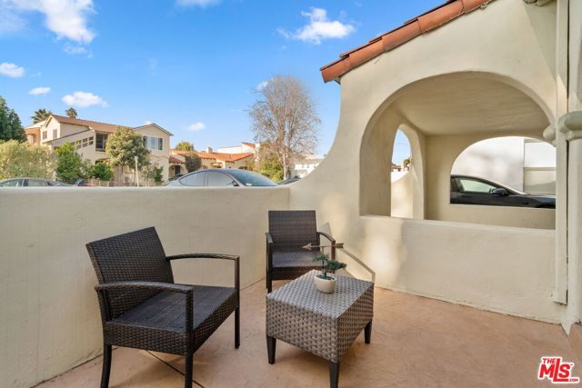 1518 S Durango Avenue, Los Angeles, CA 90035