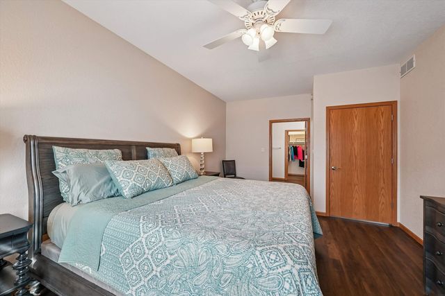 1502 SE 1st Street, Waverly, IA 50677