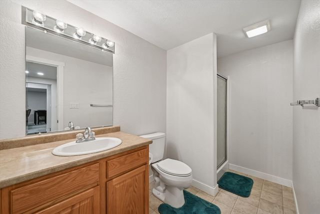 1502 SE 1st Street, Waverly, IA 50677