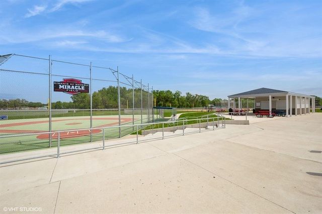 1502 SE 1st Street, Waverly, IA 50677