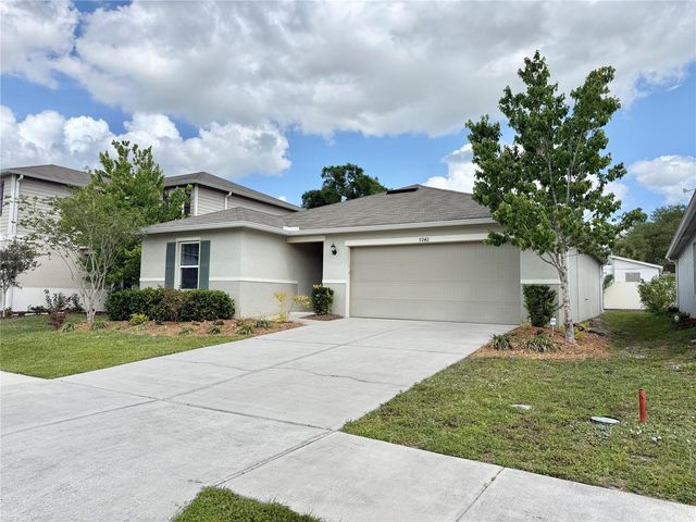 9242 FREEDOM HILL DR, Seffner, FL 33584