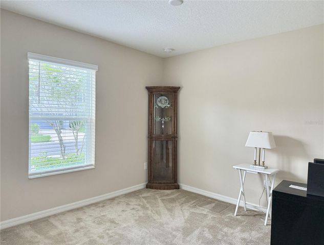 9242 FREEDOM HILL DR, Seffner, FL 33584