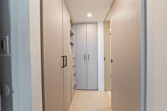 2801 NE 183rd St 1801W, Aventura, FL 33160