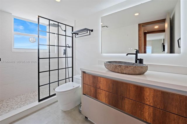 2801 NE 183rd St 1801W, Aventura, FL 33160