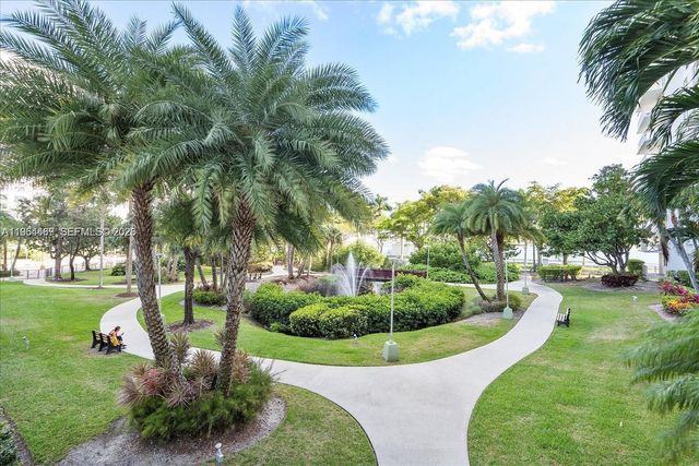 2801 NE 183rd St 1801W, Aventura, FL 33160