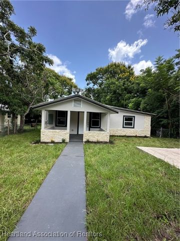 129 Flippen Avenue, Avon Park, FL 33825