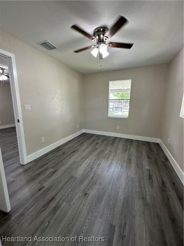 129 Flippen Avenue, Avon Park, FL 33825