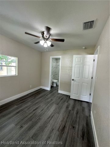 129 Flippen Avenue, Avon Park, FL 33825