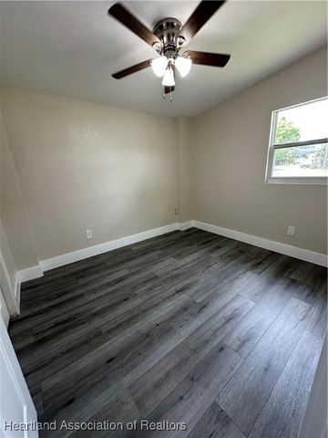 129 Flippen Avenue, Avon Park, FL 33825