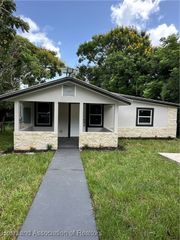 129 Flippen Avenue, Avon Park, FL 33825