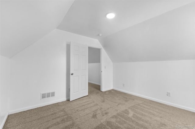 25457 New York Street, Dearborn Heights, MI 48125