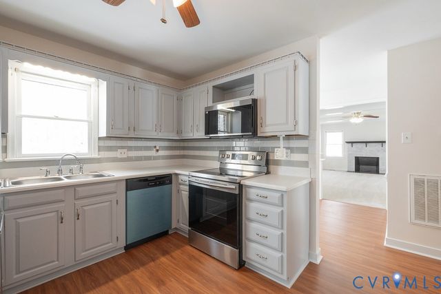 10510 COURTNEY Rd, Glen Allen, VA 23060