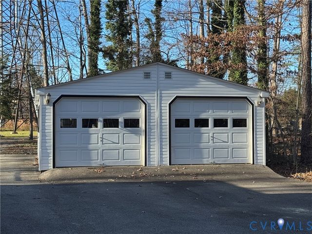 10510 COURTNEY Rd, Glen Allen, VA 23060