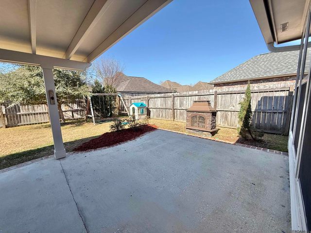 14241 Jamestown Blvd, Baton Rouge, LA 70810