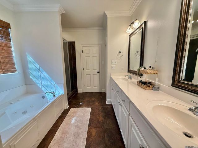 14241 Jamestown Blvd, Baton Rouge, LA 70810