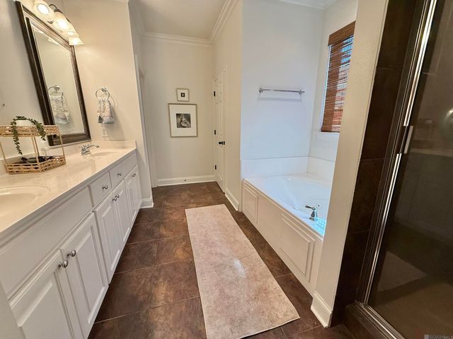 14241 Jamestown Blvd, Baton Rouge, LA 70810