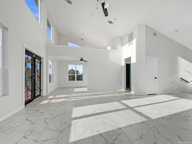 2292 Waterfront Park, Canyon Lake, TX 78133